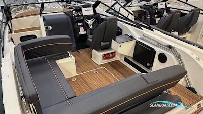 Uttern D65 Motorboot 2023, mit Mercury motor, Sweden