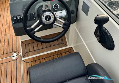 Uttern T51 Motorboot 2016, mit Mercury motor, Sweden