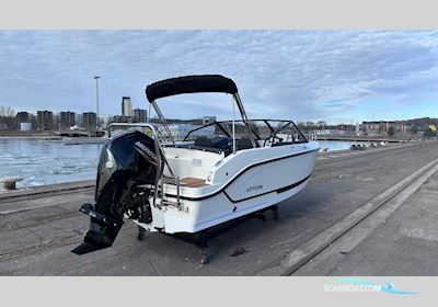Uttern T53 Motorboot 2025, mit Mercury motor, Sweden