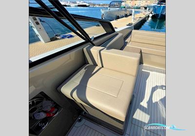 VanDutch 32 Motorboot 2022, mit Volvo motor, Frankreich