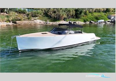 Vandutch 32 Motorboot 2022, Frankreich