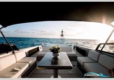 Vandutch 55 Motorboot 2017, Frankreich