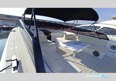 Vandutch 55 Motorboot 2015, Frankreich