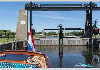 Victoria Spiegel Sloep 720 Volledig Elektrisch Motorboot 2019, mit Belmarine motor, Niederlande
