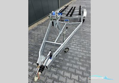 Vlemmix Boottrailers F 2700 kg. Balken trailer met Wegklapbare LED verlichting Motorboot 2025, Niederlande