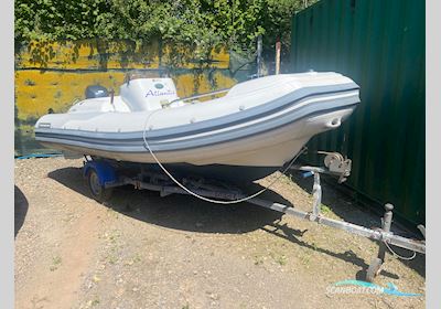 Walker Bay Generation 430 Motorboot 2011, mit Yamaha motor, England