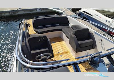 Windy 29 Coho Motorboot 2018, mit Volvo Penta D6-400 400Hp motor, Polen