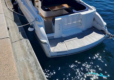 Windy 32 Scirocco Motorboot 2002, mit Volvo Penta Kad300 motor, Sweden