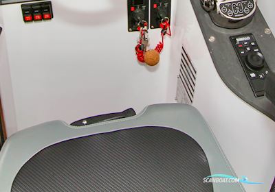 XO 270 OB Motorboot 2018, mit Honda motor, Finland
