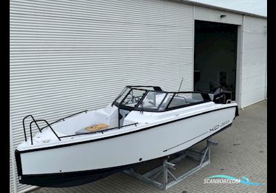 XO BOATS DSCVR 9 Open Motorboot , mit Mercury motor, Niederlande