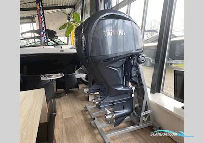 Yamaha SBW 250pk 4.2L V6 NSB-A Steer By Wire Motorboot 2024, Niederlande