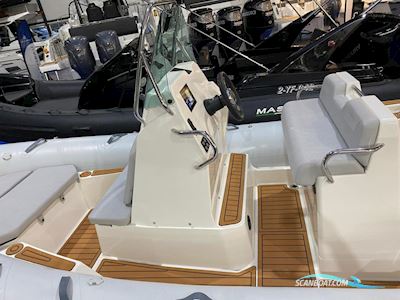 Zodiac Medline 5.8 eindejaars aanbieding! Motorboot 2024, mit Suzuki motor, Niederlande