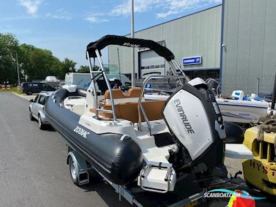 Zodiac Medline 6.8 Motorboot 2021, mit Evinrude  motor, Niederlande