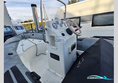 Zodiac Proman 9 Motorboot 2007, mit Suzuki motor, Frankreich