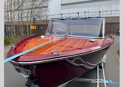 (Gedupliceerd) Motorboten 1972, met Boesch Marine motor, The Netherlands