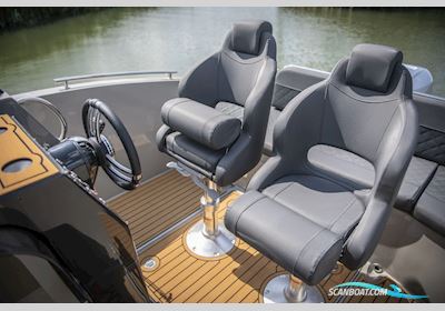  Maxima 700 Sport Motorboten 2026, met Mercury 150 EXLPT EFI motor, Denemarken