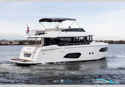 Absolute  Navetta 52 Motorboten 2020, met Volvo Penta is een Zweeds merk dat wereldwijd bekendstaat om betrouwbare en krachtige scheepsmotoren en aandrijfsystemen. Ze leveren zowel diesel- al motor, The Netherlands