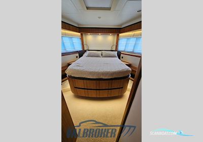 Absolute 58 NAVETTA Motorboten 2016, met Volvo Penta D11 IPS 800 motor, Kroatië