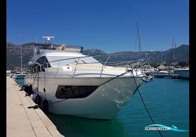 Absolute 60 Fly Motorboten 2017, met Volvo Penta D11 Ips950 motor, Kroatië
