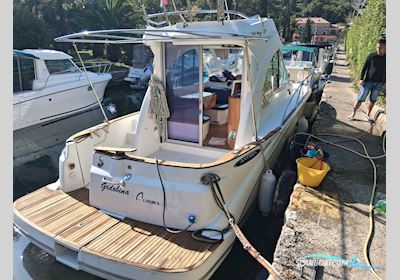 Antares 8.8 Motorboten 2006, met Volvo Penta D-3 x 2 motor, Kroatië