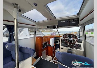 Aquador 28 C Motorboten 2005, met Volvo motor, Ierland