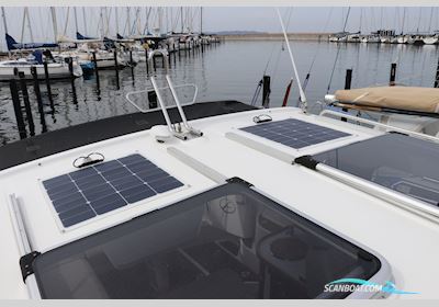 Aquador 28HT Motorboten 2021, met Mercruiser Cummins 3,0 270HK motor, Sweden