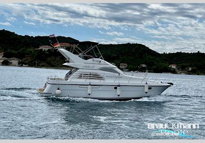 Astor 37 Sedan Fly Motorboten 1993, met Caterpillar Inc. motor, Kroatië