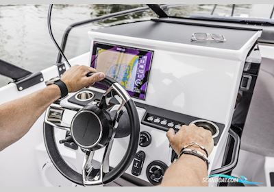 Axopar 25 Cross-Top Motorboten 2025, met Mercury motor, Finland