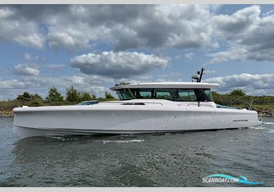 Axopar 45 XC Cross Cabin Brabus Motorboten 2025, Denemarken