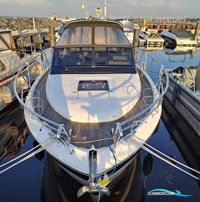 Bavaria 300 Sport Motorboten 2015, met Mercruiser 6.2 Mpi motor, Duitsland