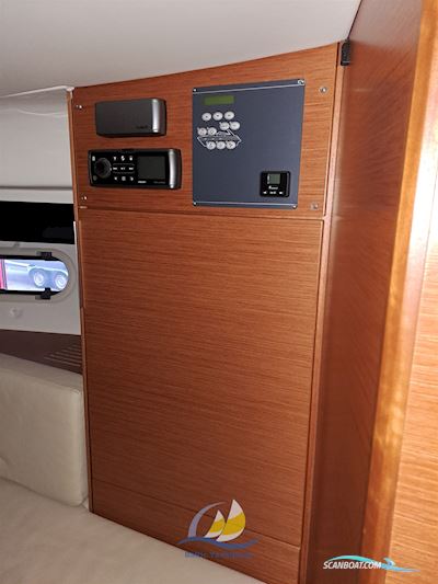 Bavaria 300 Sport Motorboten 2015, met Mercruiser 6.2 Mpi motor, Duitsland