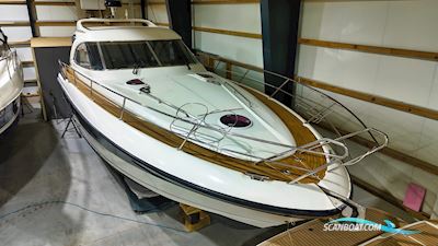 Bavaria 37 HT Hardtop Motorboten 2005, met Volvo motor, Duitsland
