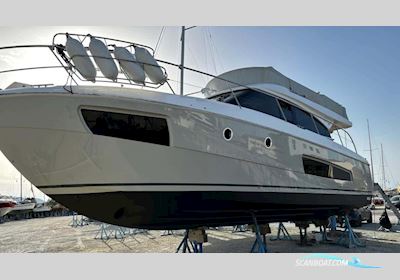 Bavaria 420 Virtess 2023 Motorboten 2023, met Volvo Penta motor, Kroatië