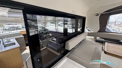 Bavaria E40 Sedan Motorboten 2016, met Volvo Penta motor, United Kingdom