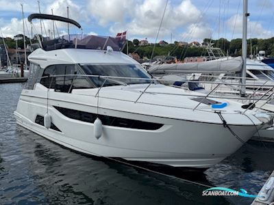 Bavaria R 40 Fly m/ Joystck Motorboten 2019, met Volvo Penta D 6 370 motor, Denemarken