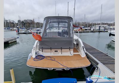 Bavaria S30 Motorboten 2022, met Mercruiser motor, United Kingdom