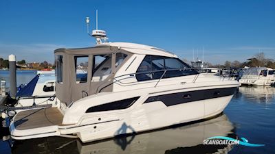 Bavaria S33 HT Motorboten 2021, met Volvo motor, United Kingdom