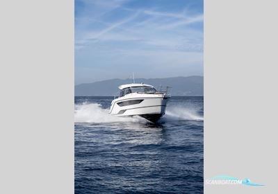 Bavaria SR33 Motorboten 2024, met 2 x Mercury 6.2 MPI (350hp each) with Bravo III sterndrives motor, France