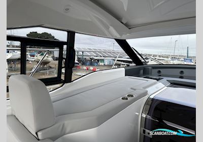 Bavaria SR35 Motorboten 2026, met Volvo Penta motor, United Kingdom