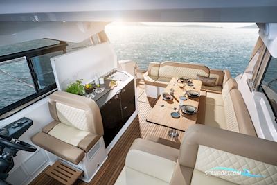 Bavaria SR38HT Messe Motorboten 2023, met Volvo Penta D4-300 motor, Denemarken