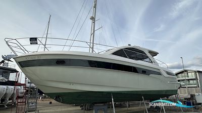 Bavaria Sport 39HT Motorboten 2015, met Volvo Penta motor, United Kingdom