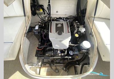 Bayliner 192 Discovery Motorboten 2009, met Mercruiser 220 MPi motor, United Kingdom