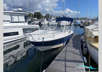 Bayliner 192 Discovery Motorboten 2009, met Mercruiser 220 MPi motor, United Kingdom