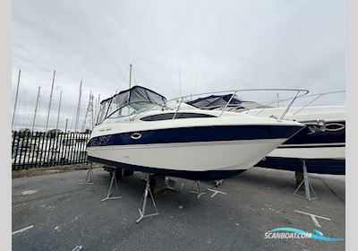 Bayliner 245 Motorboten 2008, met Mercruiser motor, United Kingdom