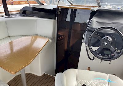 Bayliner 2655 Wide Body Motorboten 1989, met Mercruiser 6,2 V8 motor, Denemarken