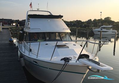 Bayliner 3288 Flybrigde Motorboten 1992, met Hino motor, Denemarken