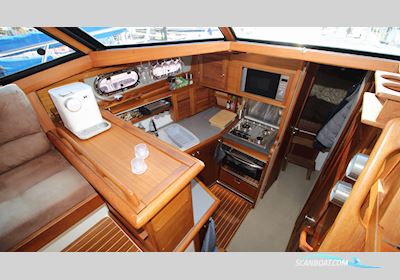 Bayliner 3288 Motoryacht  Motorboten 1990, met US Marine Hino motor, Denemarken