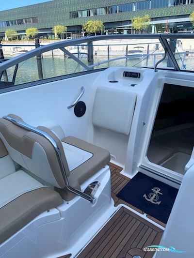 Bayliner 742R Motorboten 2021, met MerCruiser motor, Denemarken