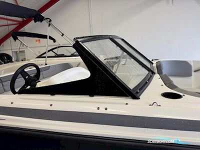 Bayliner M17 med 100 hk Mercury-EFI 4 takt Motorboten 2024, met Mercury motor, Denemarken