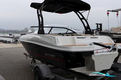 Bayliner VR4 Outboard Motorboten 2024, met Mercury motor, The Netherlands